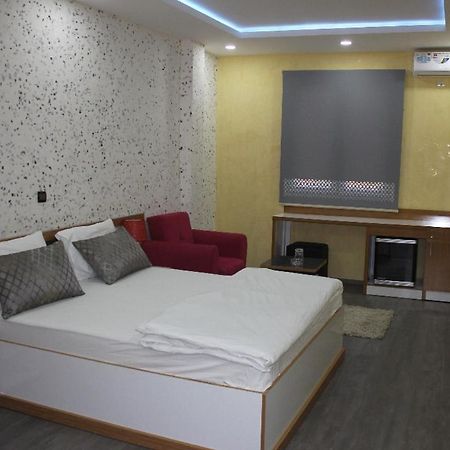 Turkuaz Residence Hotel Istanbul Exterior photo